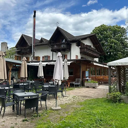 Gasthof Zum Schlern 2*